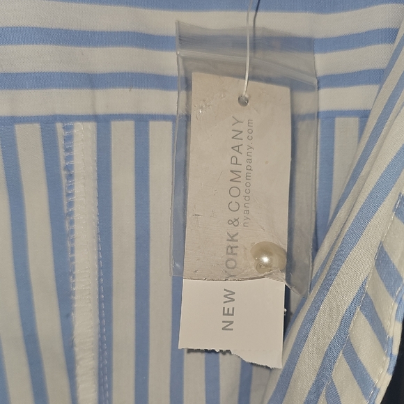 Zara Striped Blue and White Blouse with Ruffled Sleeves - Picture 9 of 10